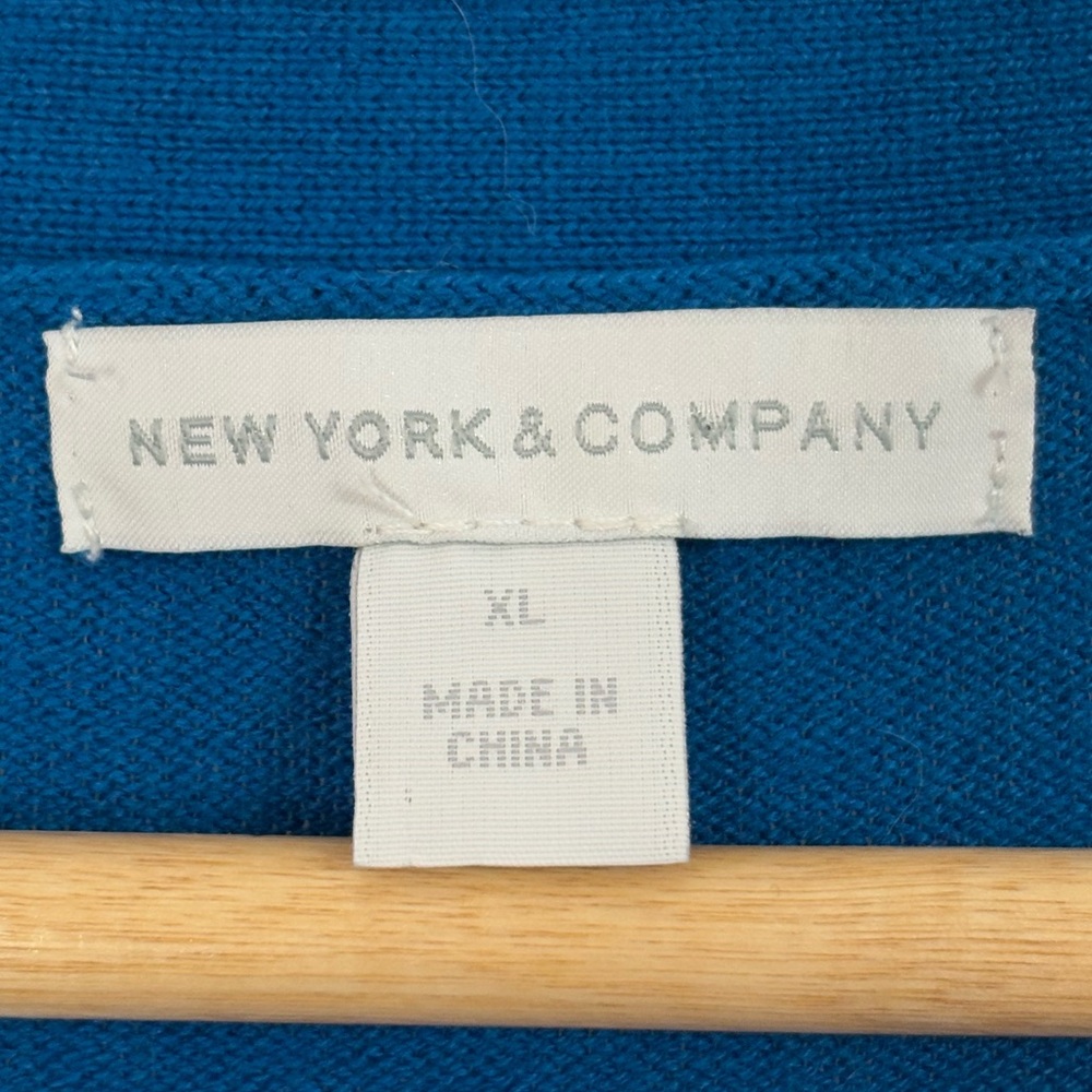 Cerulean Teal V-Neck Button Cardigan, New York & Company, US Sz XL - Picture 4 of 15
